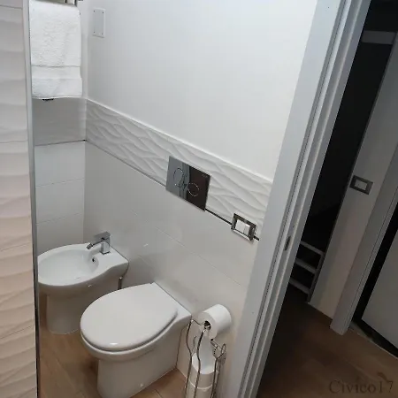 Apartment Civico17 *